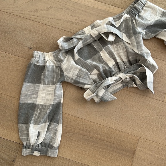 Grey/White linen, cotton and polyester skirt set. - Picture 3 of 3